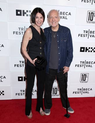 Tribeca Film Festival Frampton World Premiere Liz Ross and Peter Frampton attending the Tribeca Film Festival Frampton World Premiere held at OKX Theater at BMCC TPAC on June 4, 2026 in New York City, NY New York City OKX Theater at BMCC TPAC NY USA Copyright: xStevenxBergman AFF-USA.COMx
