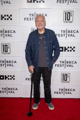 Frampton World Premiere, 25th Tribeca Festival, New York, USA - 04 Jun 2026 Peter Frampton attends Frampton World Premiere during the 2026 Tribeca Festival at BMCC Tribeca Performing Arts Center on June 4, 2026 in New York City. New York United States Copyright: xRonxAdarx xSOPAxImagesx _radar_frampton_20260604_01793