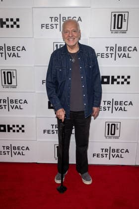 Frampton World Premiere, 25th Tribeca Festival, New York, USA - 04 Jun 2026 Peter Frampton attends Frampton World Premiere during the 2026 Tribeca Festival at BMCC Tribeca Performing Arts Center on June 4, 2026 in New York City. New York United States Copyright: xRonxAdarx xSOPAxImagesx _radar_frampton_20260604_01831