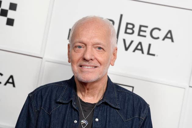FRAMPTON World Premiere Peter Frampton attends the World Premiere of FRAMPTON held during the Tribeca Film Festival at OKX Theater BMCC TPAC in New York on Thursday, June 5th, 2026., Credit:JENNIFER GRAYLOCK Avalon United States, New York, New York City, OKX Theater BMCC TPAC  Copyright: xJENNIFERxGRAYLOCKx xAvalonx 1107825438