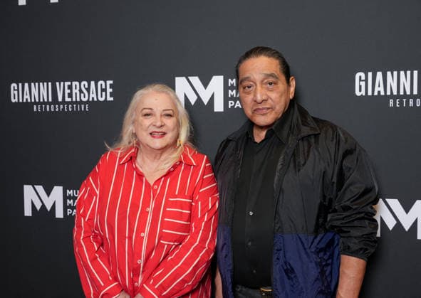 Josiane Balasko, George Aguilar Personalities at the first major French retrospective devoted to Gianni Versace at the Musée Maillol in Paris on June 4, 2026 Gianni Versace Retrospective brings together nearly 450 exceptional pieces original creations and silhouettes, accessories, sketches, decorative objects, photographs, In a resolutely pop scenography designed by Nathalie Crinière, the exhibition retraces an entire career dedicated to creation, and reveals the multiple inspirations that shaped Versaces universe  Copyright: xAnne-SophiexGuebeyx xBestimagexAnne-SophiexGuebeyx xBestimagex