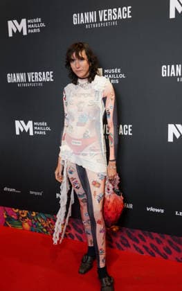 Jude Ferrari Personalities at the first major French retrospective devoted to Gianni Versace at the Musée Maillol in Paris on June 4, 2026 Gianni Versace Retrospective brings together nearly 450 exceptional pieces original creations and silhouettes, accessories, sketches, decorative objects, photographs, In a resolutely pop scenography designed by Nathalie Crinière, the exhibition retraces an entire career dedicated to creation, and reveals the multiple inspirations that shaped Versaces universe  Copyright: xAnne-SophiexGuebeyx xBestimagexAnne-SophiexGuebeyx xBestimagex