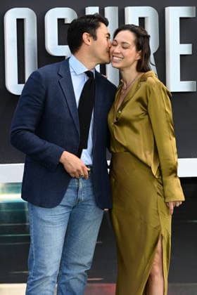 Disclosure Day UK Premiere LONDON, ENGLAND - JUNE 04: Henry Golding and Liv Golding attending Disclosure Day UK Premiere, Cineworld, Leicester Square on June 04, 2026 in London, England. CAP MAR MAR Great Britain Copyright: xMartinxHarris CapitalxPicturesx