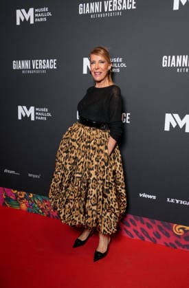 Hélène in Paris Personalities at the first major French retrospective devoted to Gianni Versace at the Musée Maillol in Paris on June 4, 2026 Gianni Versace Retrospective brings together nearly 450 exceptional pieces - original creations and silhouettes, accessories, sketches, decorative objects, photographs, In a resolutely pop scenography designed by Nathalie Crinière, the exhibition retraces an entire career dedicated to creation, and reveals the multiple inspirations that shaped Versaces universe  Copyright: xAnne-SophiexGuebeyx xBestimagexAnne-SophiexGuebeyx xBestimagex