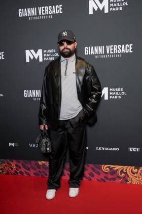 Fahaid Sanober Personalities at the first major French retrospective devoted to Gianni Versace at the Musée Maillol in Paris on June 4, 2026 Gianni Versace Retrospective brings together nearly 450 exceptional pieces original creations and silhouettes, accessories, sketches, decorative objects, photographs, In a resolutely pop scenography designed by Nathalie Crinière, the exhibition retraces an entire career dedicated to creation, and reveals the multiple inspirations that shaped Versaces universe  Copyright: xAnne-SophiexGuebeyx xBestimagexAnne-SophiexGuebeyx xBestimagex