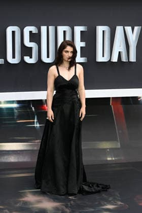 Disclosure Day UK Premiere LONDON, ENGLAND - JUNE 04: Eve Hewson attending Disclosure Day UK Premiere, Cineworld, Leicester Square on June 04, 2026 in London, England. CAP MAR MAR Great Britain Copyright: xMartinxHarris CapitalxPicturesx