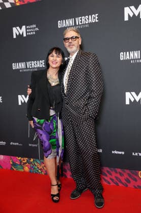 guest Personnalités à la première grande rétrospective française consacrée à Gianni Versace au Musée Maillol à Paris le 4 juin 2026 Gianni Versace Retrospective brings together nearly 450 exceptional pieces - original creations and silhouettes, accessories, sketches, decorative objects, photographs, In a resolutely pop scenography designed by Nathalie Crinière, the exhibition retraces an entire career dedicated to creation, and reveals the multiple inspirations that shaped Versaces universe  Copyright: xAnne-SophiexGuebeyx xBestimagexAnne-SophiexGuebeyx xBestimagex