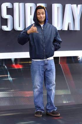 Loyle Carner bei der Premiere des Kinofilms Disclosure Day im Cineworld Leicester Square. London, 04.06.2026 *** Loyle Carner at the premiere of the movie Disclosure Day at Cineworld Leicester Square London, 04 06 2026 Foto:xD.xJonesx xFuturexImagex disclosure_london_6693