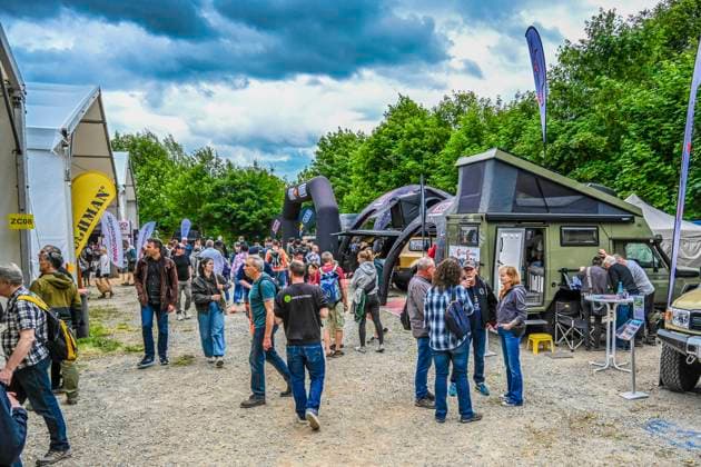 LSP ALLRADMESSE- Besucher auf dem Ausstellungs Gelande der jaehrlichen Offroad Messe Abenteuer und Allrad 2026 in Bad Kissingen am 04.06.2026 ist gestartet Bayern Frankreich *** LSP ALLRADMESSE visitors on the exhibition grounds of the annual offroad fair Abenteuer und Allrad 2026 in Bad Kissingen on 04 06 2026 has started Bavaria France