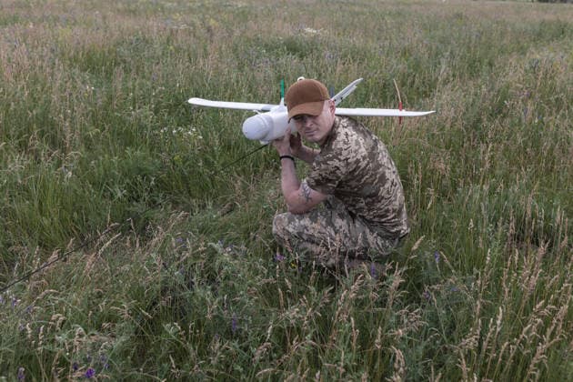 Ukrainian drone unit in Donetsk Oblast DONETSK OBLAST, UKRAINE - JUNE 5: A Ukrainian soldier with a reconnaissance drone in the Donetsk Oblast, Ukraine, 5 June 2026 Diego Herrera Carcedo Anadolu Donetsk Ukraine. Editorial use only. Please get in touch for any other usage.  Copyright: x2026xAnadoluxDiegoxHerreraxCarcedox