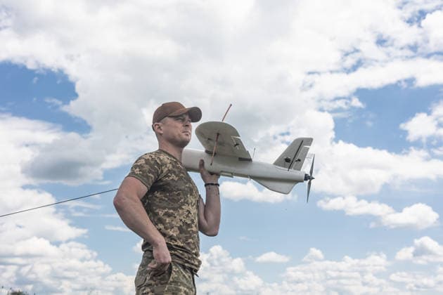 Ukrainian drone unit in Donetsk Oblast DONETSK OBLAST, UKRAINE - JUNE 5: A Ukrainian soldier with a reconnaissance drone in the Donetsk Oblast, Ukraine, 5 June 2026 Diego Herrera Carcedo Anadolu Donetsk Ukraine. Editorial use only. Please get in touch for any other usage.  Copyright: x2026xAnadoluxDiegoxHerreraxCarcedox