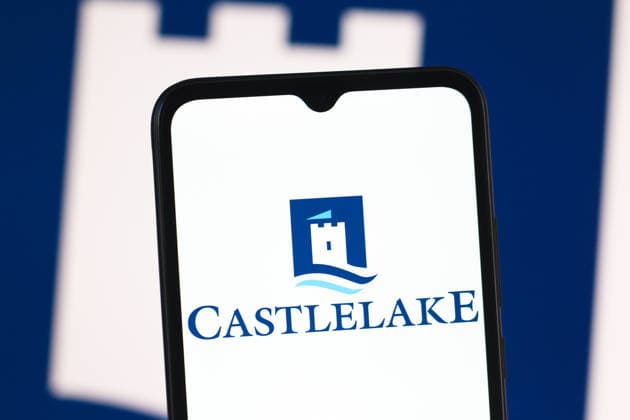 Photo illustration in Canada - 05 Jun 2026 In this photo illustration, the Castlelake logo is seen displayed on a smartphone screen. Canada Copyright: xThomasxFullerx xSOPAxImagesx TFSPI_05062026-5748