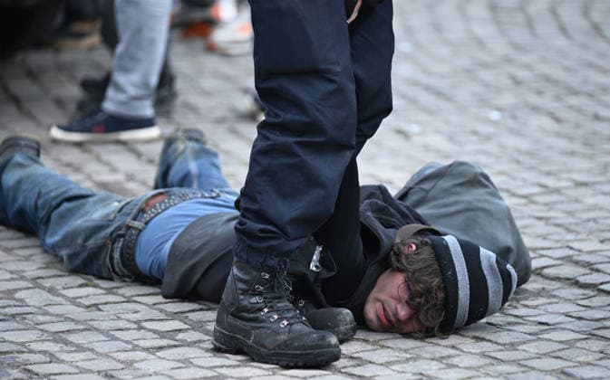 Demonstration in Brussels against planned budget cuts in education BRUSSELS, BELGIUM - JUNE 5: Belgian police detain some of the protesters during a demonstration held against planned budget cuts in French-language education by students in Brussels, Belgium on June 5, 2026. Dursun Aydemir Anadolu Brussels Belgium. Editorial use only. Please get in touch for any other usage.  Copyright: x2026xAnadoluxDursunxAydemirx