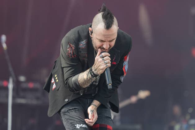 Musikfestival Rock im Park 2026 - THREE DAYS GRACE, Nürnberg, 05.06.2026 Adam Gontier, Saenger von Three Days Grace, bei einem intensiven Bühnenauftritt. Die kanadische Hard-Rock-Band gehört seit 2003 zu den erfolgreichsten Vertretern des Genres. Nürnberg Bayern Deutschland *** Music festival Rock im Park 2026 THREE DAYS GRACE, Nuremberg, 05 06 2026 Adam Gontier, singer of Three Days Grace, during an intense stage performance The Canadian hard rock band has been one of the most successful representatives of the genre since 2003 Nuremberg Bavaria Germany 20260605-1V9A9392-M4000
