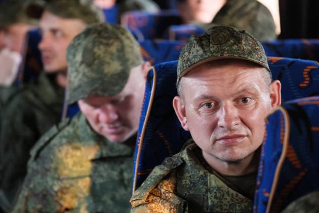 RUSSIA - JUNE 5, 2026: Russian servicemen return from Ukrainian captivity. Sergei Savostyanov TASS  93419130