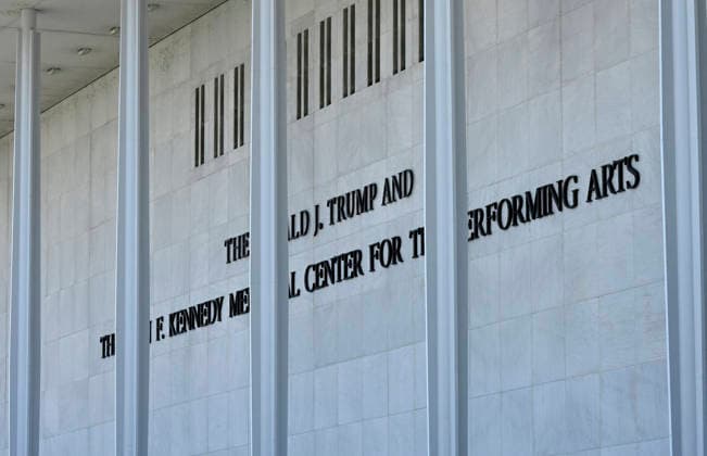 Kennedy Center Lawyers Direct Staff To Remove Trump s Name The Donald J. Trump and John F. Kennedy Memorial Center for the Performing Arts on June 5, 2026 in Washington, DC. A U.S. District Judge ruled that the Kennedy Center s name had been illegally changed and ordered that President Donald Trump s name removed by June 12. Photo by Olivier Douliery ABACAPRESS.COM Washington DC United States  Copyright: xDoulieryxOlivier ABACAx