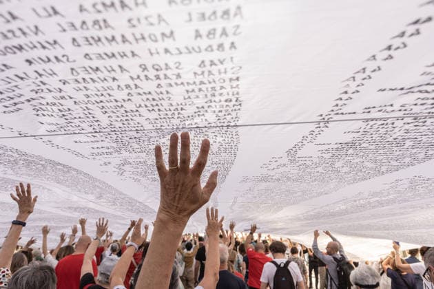 Demonstration in memory of Palestinian children victims in Milan MILAN, ITALY - JUNE 5: During a demonstration in memory of Palestinian children victims of Israeli attacks, a symbolic 25-meter-long shroud bearing the names of the 18,457 young victims, was carried in procession in Milan, Italy, on June 5, 2026. Andrea Carrubba Anadolu Milan Italy. Editorial use only. Please get in touch for any other usage.  Copyright: x2026xAnadoluxAndreaxCarrubbax
