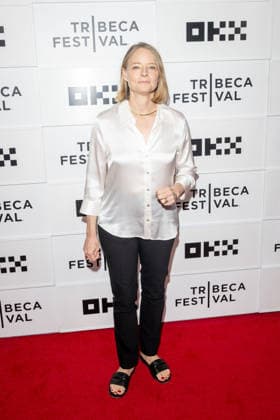 Taxi Driver 50th Anniversary Reunion, 25th Tribeca Film Festival, New York, USA - 05 June 2026 Jodie Foster attends Taxi Driver during the 2026 Tribeca Film Festival at BMCC Tribeca Center of Performing Arts on June 05, 2026 in New York City. New York United States Copyright: xRonxAdarx xSOPAxImagesx _radar_taxidriver_20260605_00684