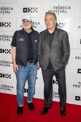 Taxi Driver 50th Anniversary Reunion, 25th Tribeca Film Festival, New York, USA - 05 June 2026 (L-R) Artist Clifford Ross and Alec Baldwin attend Taxi Driver during the 2026 Tribeca Film Festival at BMCC Tribeca Center of Performing Arts on June 05, 2026 in New York City. New York United States Copyright: xRonxAdarx xSOPAxImagesx _radar_taxidriver_20260605_00733