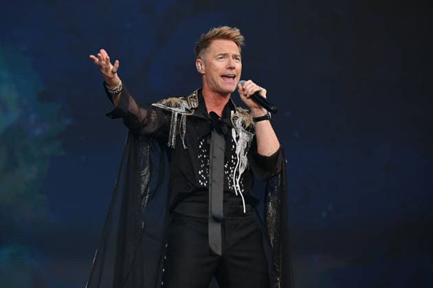 Boyzone performing at Emirates Stadium LONDON, ENGLAND - JUNE 05: Ronan Keating of ˜Boyzone™ performing at Emirates Stadium on June 05, 2026 in London, England CAP MAR MAR Great Britain UK Copyright: xMartinxHarris CapitalxPicturesx