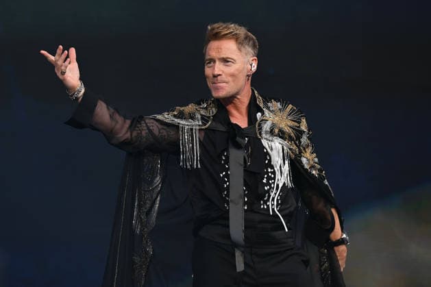 Boyzone performing at Emirates Stadium LONDON, ENGLAND - JUNE 05: Ronan Keating of ˜Boyzone™ performing at Emirates Stadium on June 05, 2026 in London, England CAP MAR MAR Great Britain UK Copyright: xMartinxHarris CapitalxPicturesx