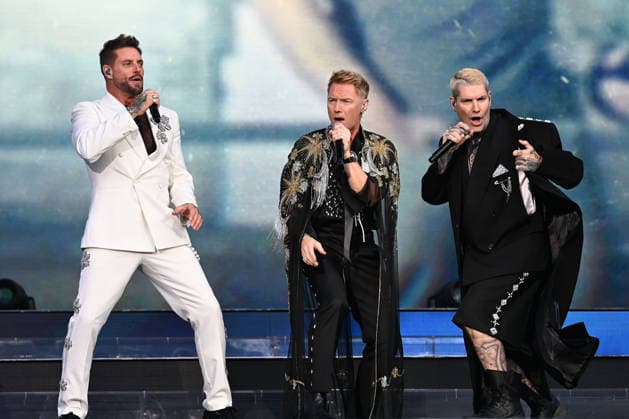 Boyzone performing at Emirates Stadium LONDON, ENGLAND - JUNE 05: Keith Duffy, Ronan Keating and Shane Lynch of ˜Boyzone™ performing at Emirates Stadium on June 05, 2026 in London, England CAP MAR MAR Great Britain UK Copyright: xMartinxHarris CapitalxPicturesx