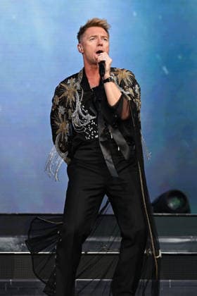 Boyzone performing at Emirates Stadium LONDON, ENGLAND - JUNE 05: Ronan Keating of ˜Boyzone™ performing at Emirates Stadium on June 05, 2026 in London, England CAP MAR MAR Great Britain UK Copyright: xMartinxHarris CapitalxPicturesx