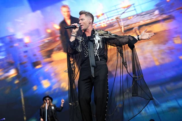 Boyzone performing at Emirates Stadium LONDON, ENGLAND - JUNE 05: Ronan Keating of ˜Boyzone™ performing at Emirates Stadium on June 05, 2026 in London, England CAP MAR MAR Great Britain UK Copyright: xMartinxHarris CapitalxPicturesx