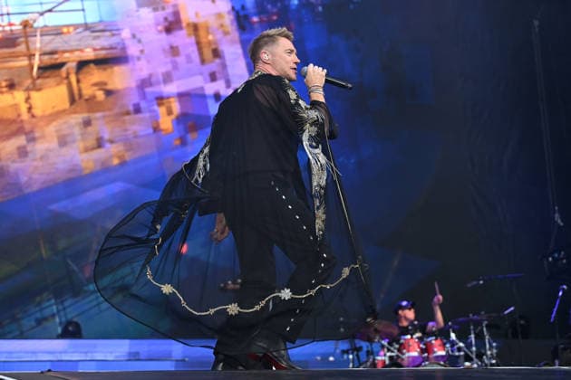 Boyzone performing at Emirates Stadium LONDON, ENGLAND - JUNE 05: Ronan Keating of ˜Boyzone™ performing at Emirates Stadium on June 05, 2026 in London, England CAP MAR MAR Great Britain UK Copyright: xMartinxHarris CapitalxPicturesx