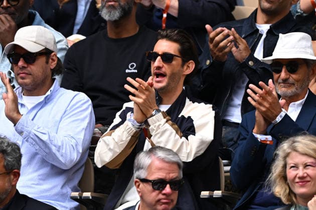 French Open - Adil Rami and Louana Franco in the Stands French former football player Adil Rami (R) and Belgian internet personnality Louana Franco watch Germany s Alexander Zverev playing against Czech Republic s Jakub Mensik during their men s semi final singles match on day 13 of the French Open tennis tournament on Court Philippe-Chatrier at the Roland-Garros Complex in Paris on June 5, 2026. Photo by Corrine Dubreuil ABACAPRESS.COM Paris France  Copyright: xDubreuilxCorinne ABACAx