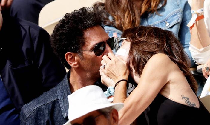 Tomer Sisley and his wife Sandra Sisley in the stands during the Day thirteen of the 2026 Roland Garros French Open on June 05, 2026 in Paris, France Jacovides Moreau Bestimage Celebs in the stands during the Day thirteen of the 2026 French Open on June 05, 2026 in Paris, France Paris France  Copyright: xJACOVIDES-MOREAUx xBESTIMAGExJACOVIDES-MOREAUx xBESTIMAGEx