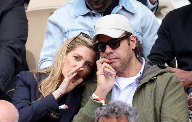 Judith El Zein et Laurent Lafitte dans les tribunes lors des Internationaux de France de Tennis de Roland Garros 2026, à Paris, France, le 5 juin 2026 Jacovides Moreau Bestimage Celebs in the stands during the Day thirteen of the 2026 French Open on June 05, 2026 in Paris, France Paris France  Copyright: xJACOVIDES-MOREAUx xBESTIMAGExJACOVIDES-MOREAUx xBESTIMAGEx