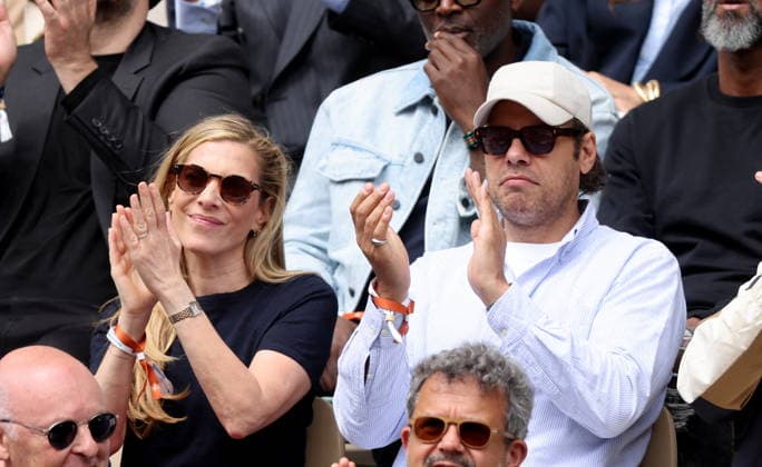 Judith El Zein et Laurent Lafitte dans les tribunes lors des Internationaux de France de Tennis de Roland Garros 2026, à Paris, France, le 5 juin 2026 Jacovides Moreau Bestimage Celebs in the stands during the Day thirteen of the 2026 French Open on June 05, 2026 in Paris, France Paris France  Copyright: xJACOVIDES-MOREAUx xBESTIMAGExJACOVIDES-MOREAUx xBESTIMAGEx
