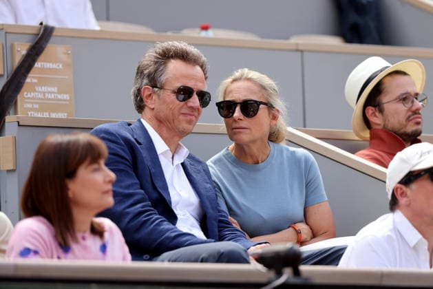 Anne Sophie Lapix and her husband Arthur Sadoun in the stands during the Day thirteen of the 2026 Roland Garros French Open on June 05, 2026 in Paris, France Jacovides Moreau Bestimage Celebs in the stands during the Day thirteen of the 2026 French Open on June 05, 2026 in Paris, France Paris France  Copyright: xJACOVIDES-MOREAUx xBESTIMAGExJACOVIDES-MOREAUx xBESTIMAGEx