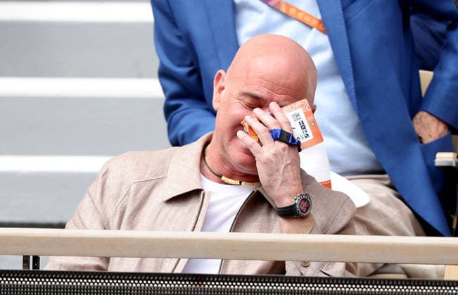 Andre Agassi in the stands during the Day thirteen of the 2026 Roland Garros French Open on June 05, 2026 in Paris, France Jacovides Moreau Bestimage Celebs in the stands during the Day thirteen of the 2026 French Open on June 05, 2026 in Paris, France Paris France  Copyright: xJACOVIDES-MOREAUx xBESTIMAGExJACOVIDES-MOREAUx xBESTIMAGEx