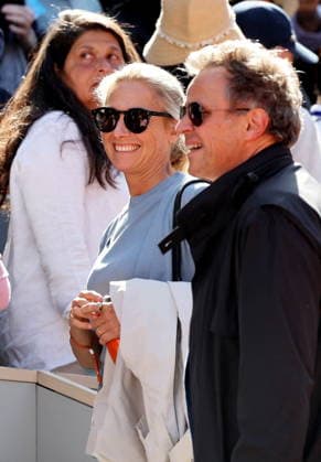 Anne Sophie Lapix and her husband Arthur Sadoun in the stands during the Day thirteen of the 2026 Roland Garros French Open on June 05, 2026 in Paris, France Jacovides Moreau Bestimage Celebs in the stands during the Day thirteen of the 2026 French Open on June 05, 2026 in Paris, France Paris France  Copyright: xJACOVIDES-MOREAUx xBESTIMAGExJACOVIDES-MOREAUx xBESTIMAGEx