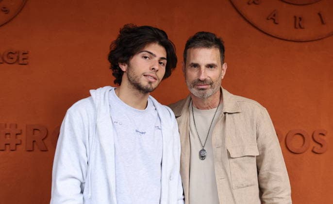 Richard Orlinski and his son Jonathan at the village photocall night session during the 2026 French Open at Roland Garros in Paris, France, on June 5, 2026 Jacovides Moreau Bestimage Celebs attending the village photocall during the 2026 French Open at Roland Garros in Paris, France, on June 5, 2026 Paris France  Copyright: xJACOVIDES-MOREAUx xBESTIMAGExJACOVIDES-MOREAUx xBESTIMAGEx