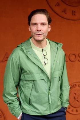 Daniel Brühl au photocall du village night session lors des Internationaux de France de Tennis de Roland Garros 2026, à Paris, France, le 5 juin 2026 Jacovides Moreau Bestimage Celebs attending the village photocall during the 2026 French Open at Roland Garros in Paris, France, on June 5, 2026 Paris France  Copyright: xJACOVIDES-MOREAUx xBESTIMAGExJACOVIDES-MOREAUx xBESTIMAGEx