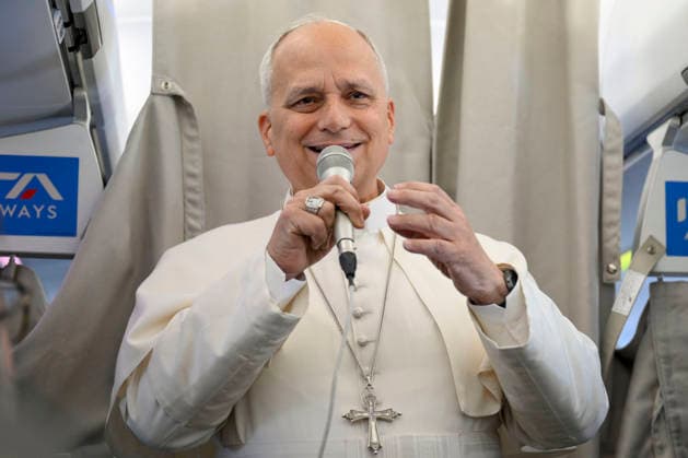 IN FLIGHT - POPE LEO XIV GREETS JOURNALISTS ABOARD THE PAPAL FLIGHT FROM ROME TO MADRID - 2026 6 6 In Flight, Vatican, 2026 6 6 Pope Leo XIV greets journalists aboard the papal flight from Rome to Madrid EDITORIAL USE ONLY - NO BOOKS Copyright: xVATICANxMEDIA CPPx