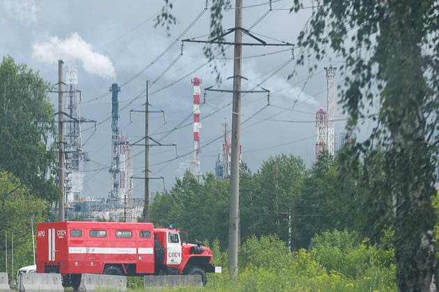 RUSSIA, TYUMEN - JUNE 6, 2026: An emergency unit responds to a fire at the Tyumen Oil Refinery. Maxim Slutsky TASS  93445837