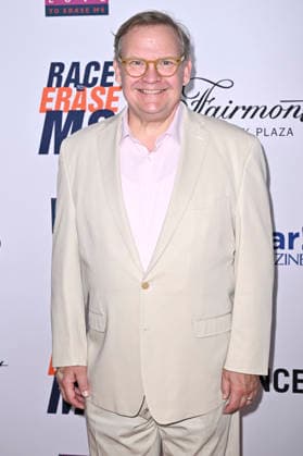 Andy Richter bei der 33. Race to Erase MS Gala im Fairmont Century Plaza. Los Angeles, 05.06.2026 *** Andy Richter at the 33 Race to Erase MS Gala at the Fairmont Century Plaza Los Angeles, 05 06 2026 Foto:xD.xStarbuckx xFuturexImagex ms_6612