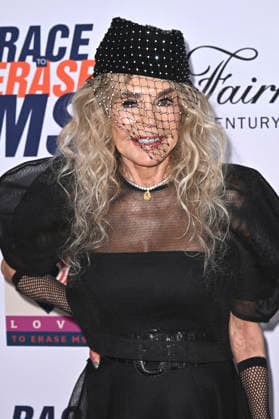 Dyan Cannon bei der 33. Race to Erase MS Gala im Fairmont Century Plaza. Los Angeles, 05.06.2026 *** Dyan Cannon at the 33 Race to Erase MS Gala at the Fairmont Century Plaza Los Angeles, 05 06 2026 Foto:xD.xStarbuckx xFuturexImagex ms_6687