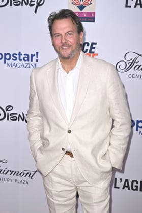 Jay Huguley bei der 33. Race to Erase MS Gala im Fairmont Century Plaza. Los Angeles, 05.06.2026 *** Jay Huguley at the 33 Race to Erase MS Gala at the Fairmont Century Plaza Los Angeles, 05 06 2026 Foto:xD.xStarbuckx xFuturexImagex ms_6705