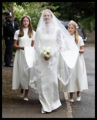 . 06 06 2026. Kemble , United Kingdom. Harriet Sperling and her bridesmaids arriving for her wedding to Peter Phillips at All Saints Church in the village of Kemble, near Cirencester, United Kingdom.  xStephenxLockx xi-Imagesx IIM-26812-0029