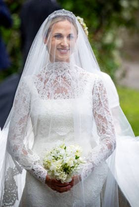 06-06-2026 England NHS nurse Harriet Sperling arriving for her wedding with Peter Philips at the All Saints church in Kemble, Gloucestershire. Â  Copyright: xPPEx