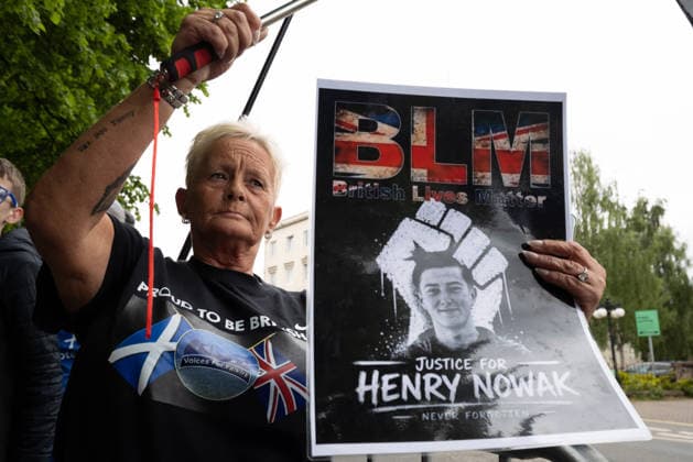 June 6, 2026, Perth, Scotland, UK: Anti-immigration protesters held a demonstration outside The Queens Hotel in Perth, while pro-immigration protesters aligned with Perth Against Racism staged a Reject Hate And Division counter-demonstration outside the Radisson Blu Hotel opposite. Both hotels are being used to house asylum seekers and have been the focus of similar protests in recent months. Perth UK  - ZUMAs357 20260606_zip_s357_014 Copyright: xCameronxScottx