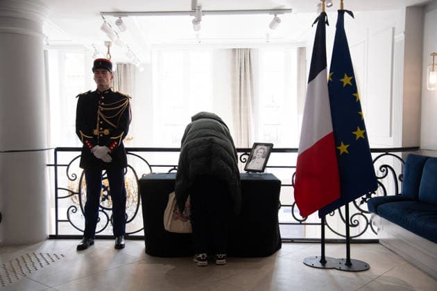 Hommage à Bernadette Chirac à la Maison de lElysée à Paris le 6 juin 2026 Lionel Urman Bestimage Tribute to Bernadette Chirac at the Elysée House in Paris on June 6, 2026 Paris France  Copyright: xLIONELxURMANxx xBESTIMAGExLIONELxURMANxx xBESTIMAGEx