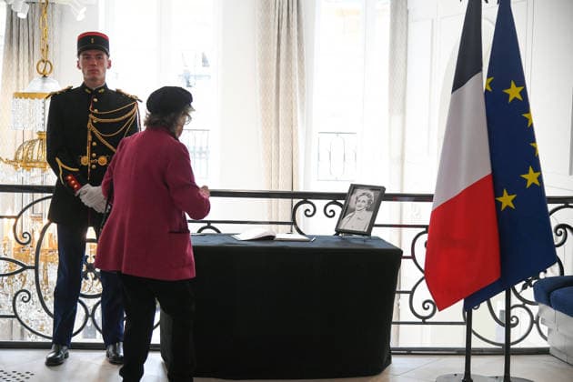 Hommage à Bernadette Chirac à la Maison de lElysée à Paris le 6 juin 2026 Lionel Urman Bestimage Tribute to Bernadette Chirac at the Elysée House in Paris on June 6, 2026 Paris France  Copyright: xLIONELxURMANxx xBESTIMAGExLIONELxURMANxx xBESTIMAGEx