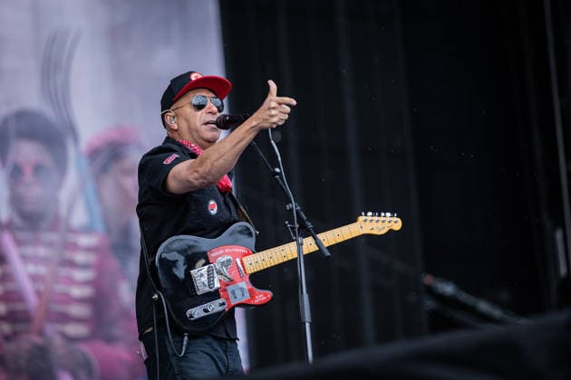 Rock am Ring 2026, Tag 2, 6.6.2026 Der ehemalige Rage Against The Machine-Gitarist Tom Morello mit seiner Band -- Mit dem Traditionsfestival Rock am Ring am Nürburgring in der Eifel startet in Deutschland die Festival-Saison. Rock am Ring findet in diesem Jahr vom 5. bis 7. Juni statt. Rund 80 Bands und Künstler stehen auf einer der drei großen Bühnen. Nürburg Nürburgring Rheinland-Pfalz Deutschland *** Rock am Ring 2026, Day 2, 6 6 2026 Former Rage Against The Machine guitarist Tom Morello with his band The traditional Rock am Ring festival at the Nürburgring in the Eifel region kicks off the festival season in Germany Rock am Ring will take place this year from June 5 to 7 Around 80 bands and artists will perform on one of the three Copyright: xSebastianxDerixx