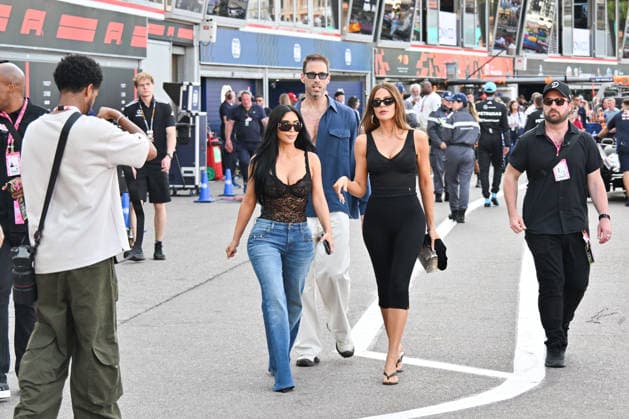 IPA85399792 - Monte Carlo, Formula 1 Monaco Grand Prix - Celebrities attend Saturday practice - Kim Kardashian and KhloÃ Kardashian Pictured: Kim Kardashian and KhloÃ Kardashian  Copyright: xManuelexMangiarottix xManuelexMangiarottix 85399792